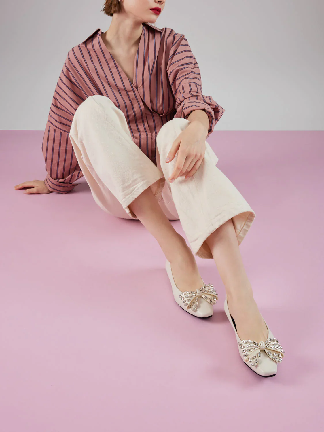 Halisse Diamante Bow Leather Flats - Image 7