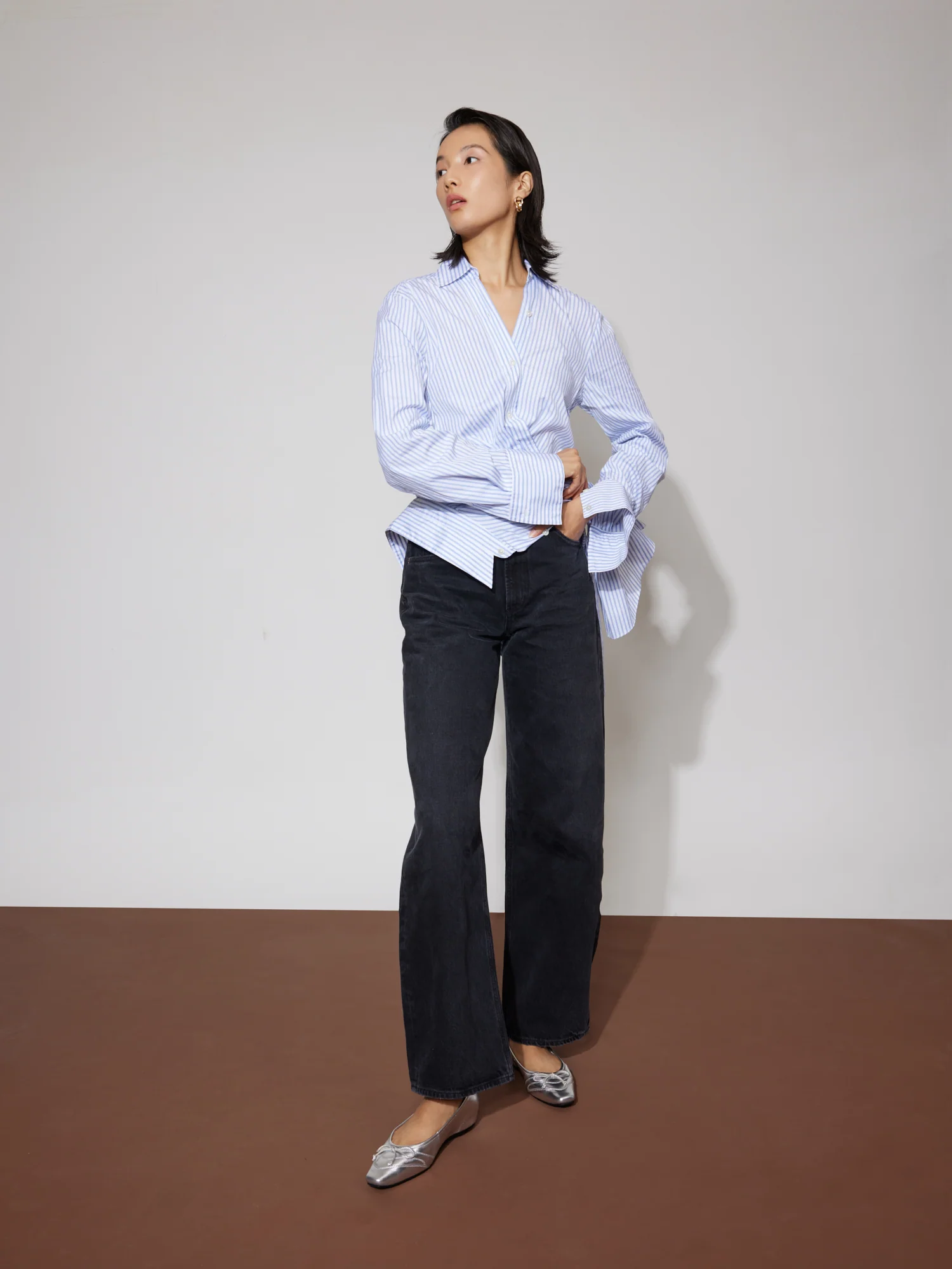 Iridelle Bow Leather Flats - Image 5