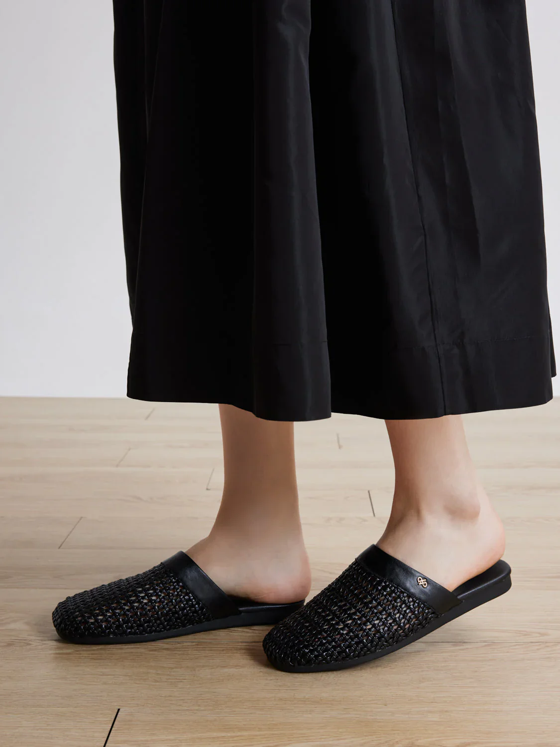 Ayanna Woven Slip-On Mules - Image 10