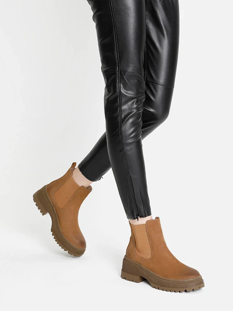 Petra Leather Ankle Boots - Image 3