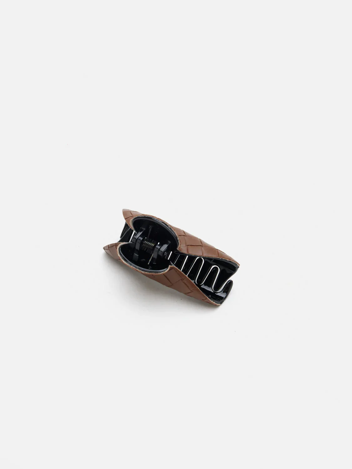 Tiana Woven Claw Clip - Image 5